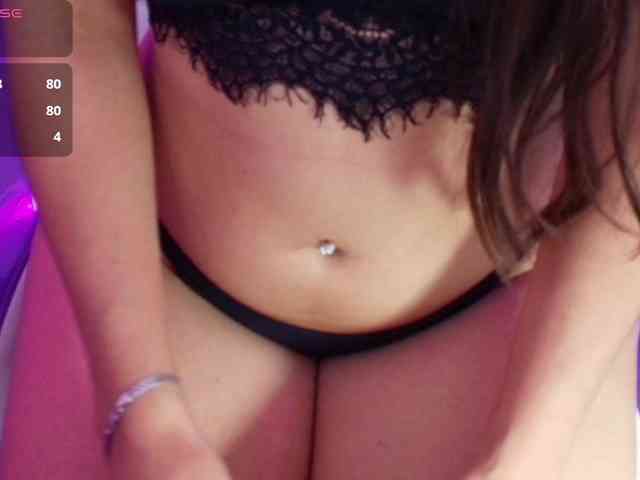 Ema-louisx webcam