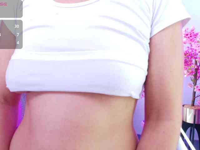 Ema-louisx webcam