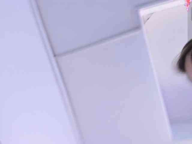 Ema-louisx webcam