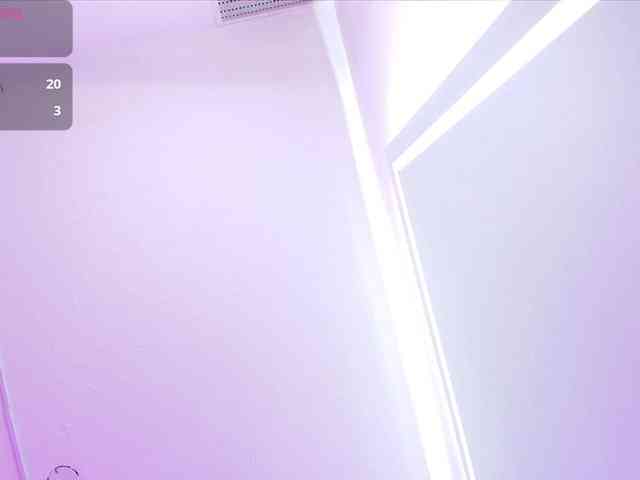 Ema-louisx webcam