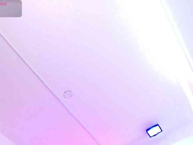 Ema-louisx webcam