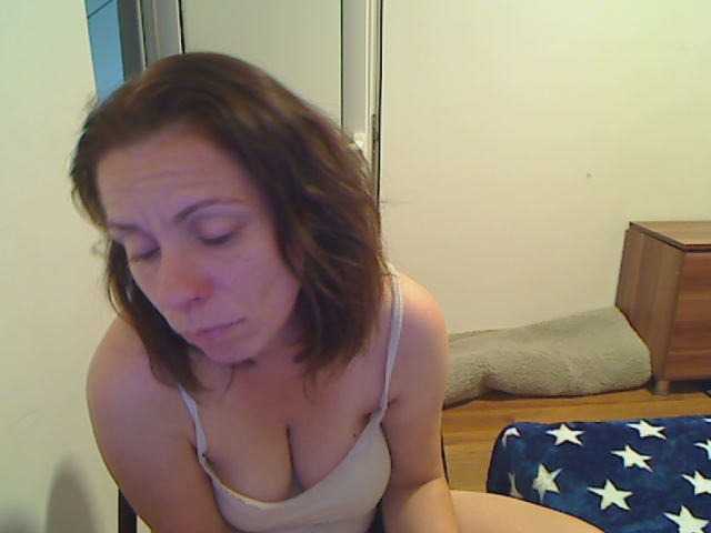 SweetAdela webcam bongacams model stream image