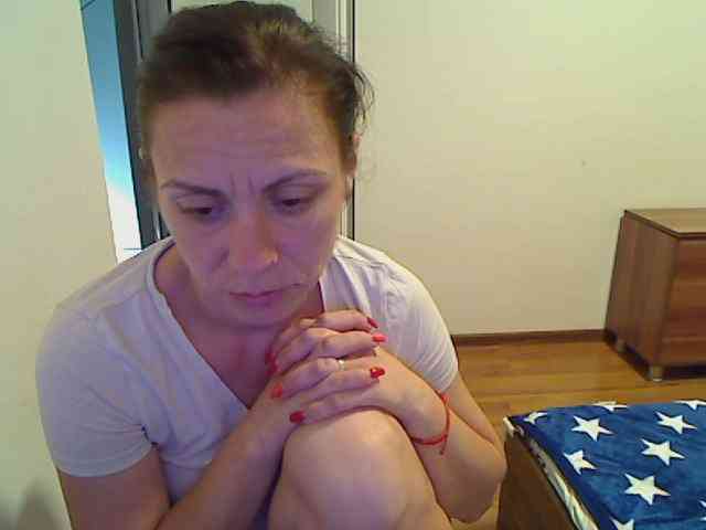 SweetAdela webcam
