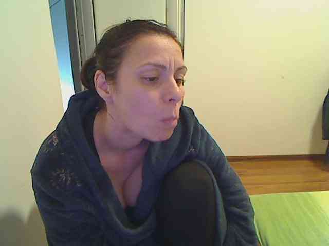 SweetAdela webcam