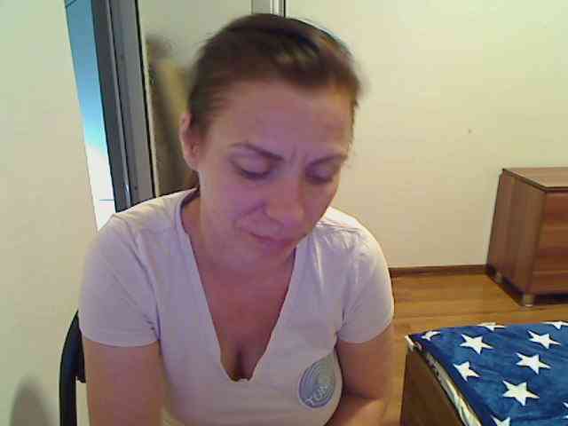 SweetAdela webcam