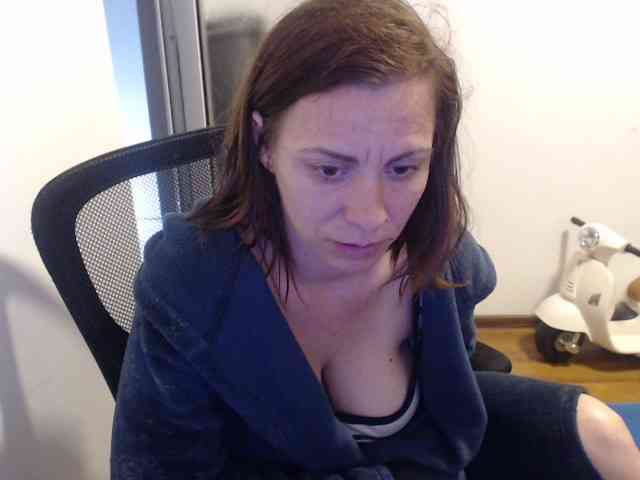 SweetAdela webcam