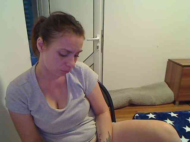 SweetAdela webcam