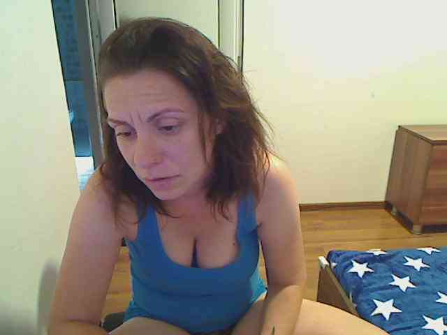 SweetAdela webcam
