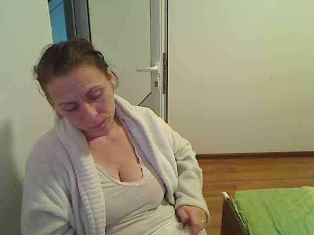 SweetAdela webcam