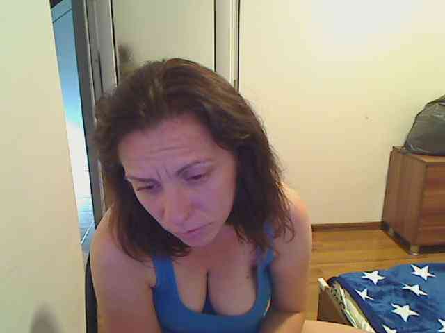 SweetAdela webcam