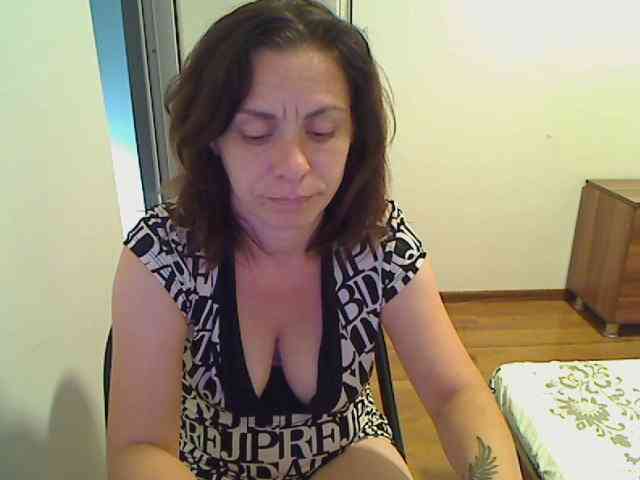 SweetAdela webcam