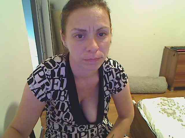 SweetAdela webcam