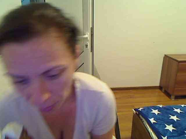 SweetAdela webcam