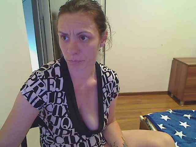 SweetAdela webcam