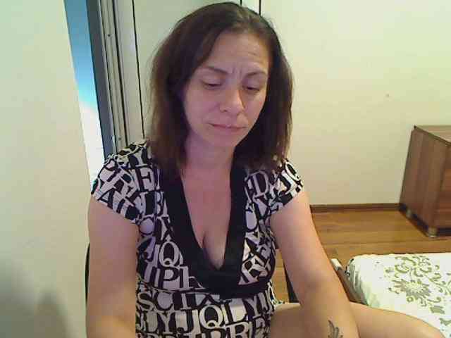 SweetAdela webcam