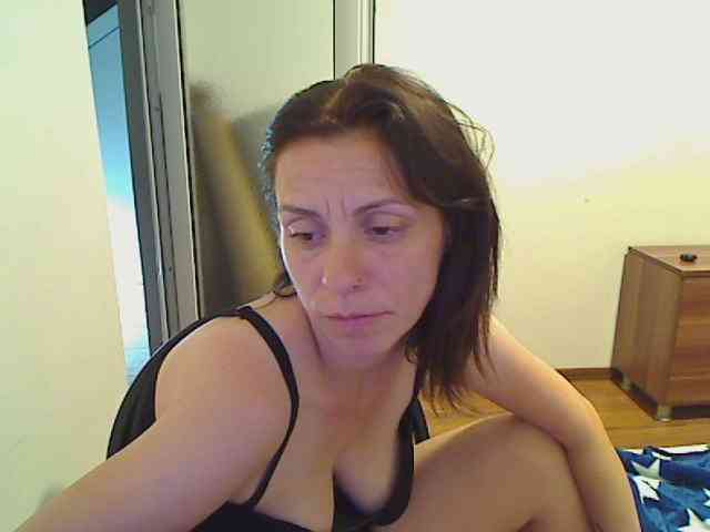 SweetAdela webcam