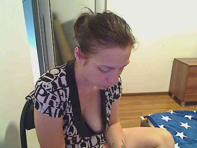 SweetAdela webcam
