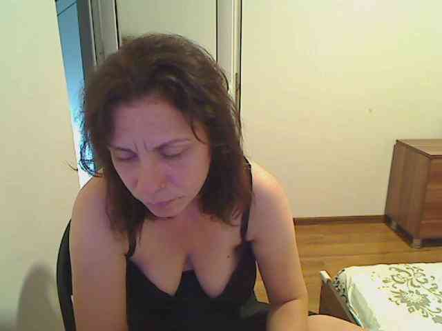 SweetAdela webcam