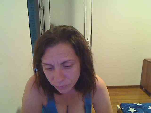 SweetAdela webcam