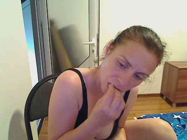 SweetAdela webcam