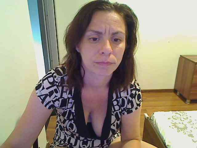 SweetAdela webcam
