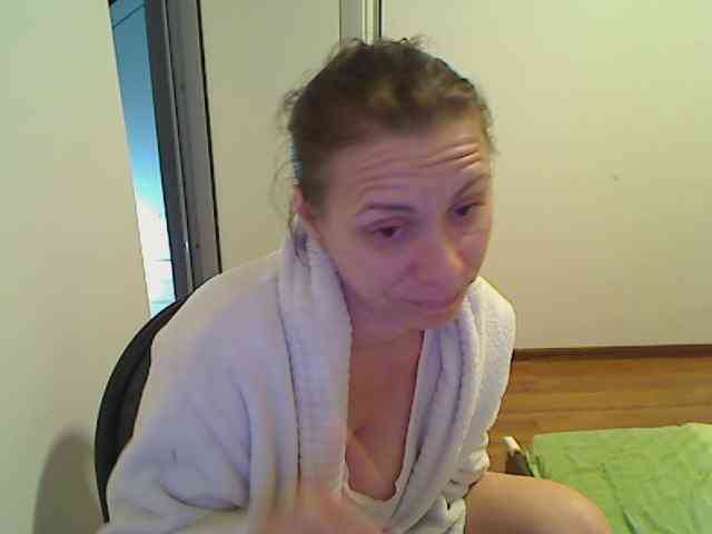 SweetAdela webcam