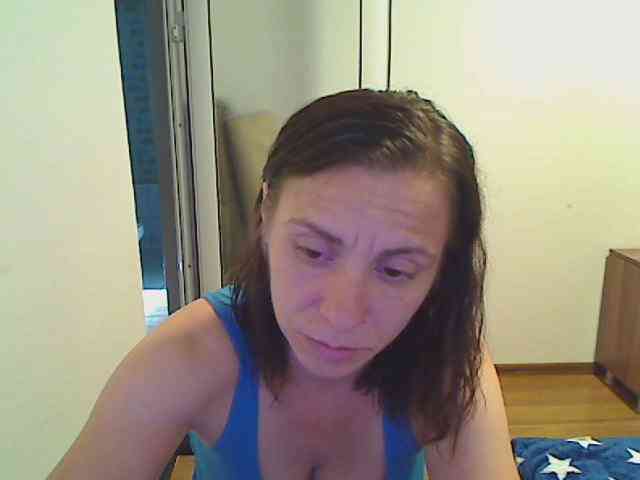 SweetAdela webcam