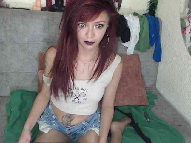 meghanhotx webcam