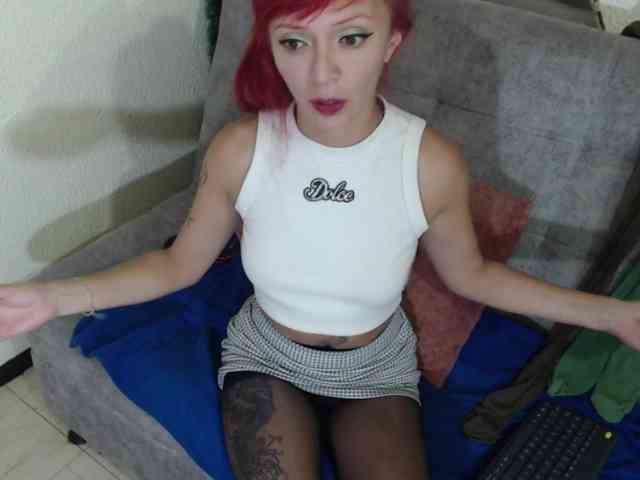 meghanhotx webcam