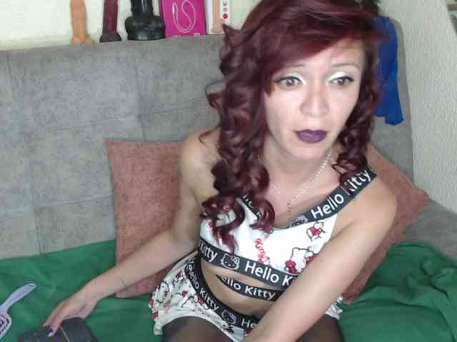 meghanhotx webcam