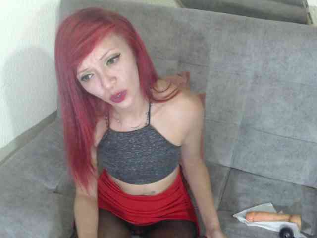 meghanhotx webcam