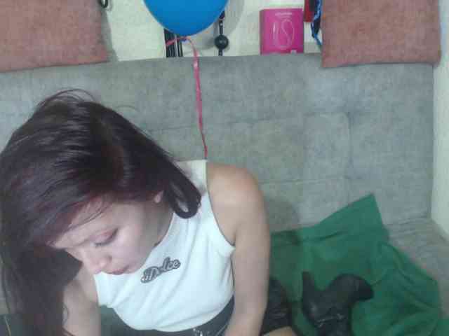 meghanhotx webcam