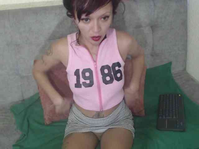 meghanhotx webcam