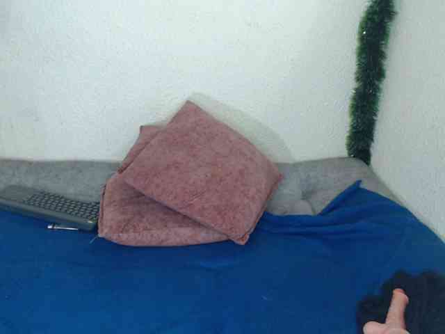 meghanhotx webcam