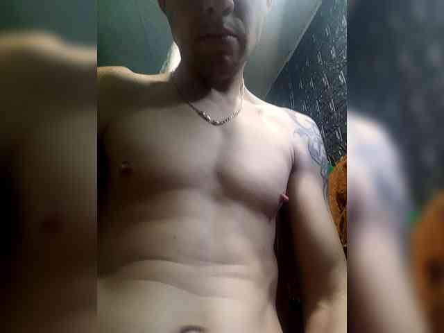 Vviktor1-1 Live Webcam on BongaCams