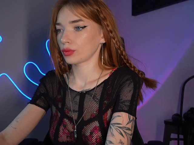 LinaVelle live cam on BongaCams