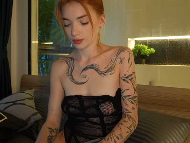 LinaVelle live cam on BongaCams