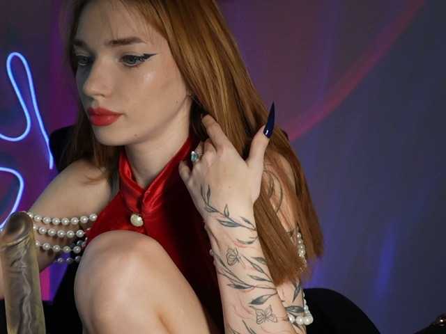 LinaVelle live cam on BongaCams