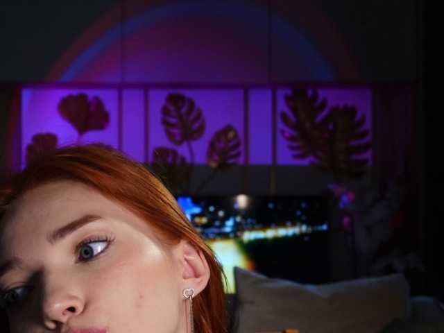 LinaVelle live cam on BongaCams