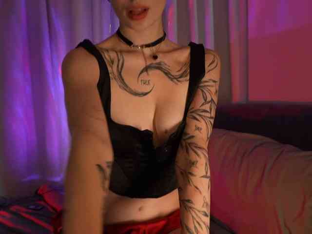 LinaVelle webcam