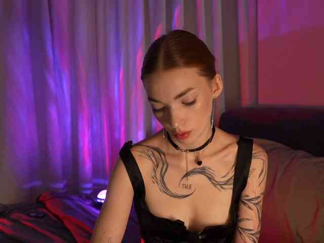 LinaVelle webcam