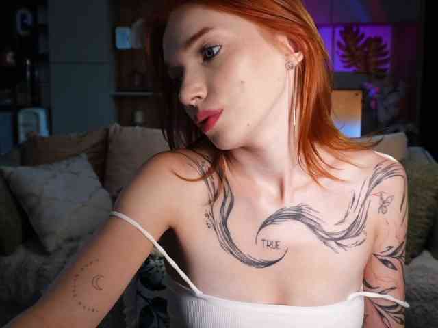 LinaVelle webcam