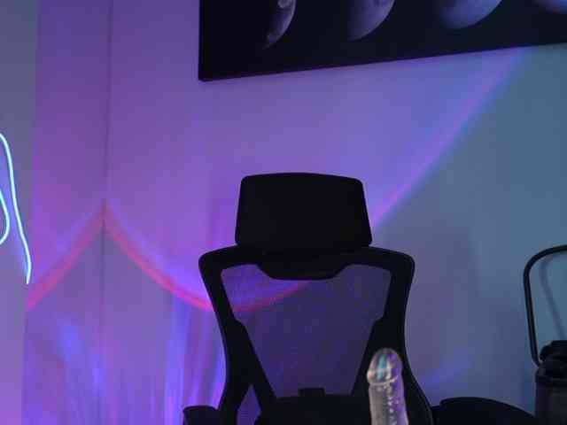 linavelle's live room