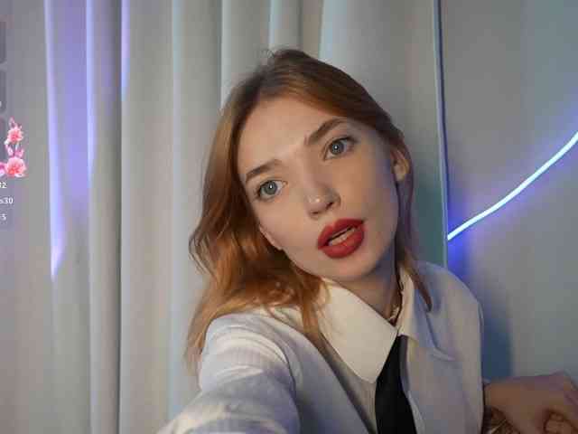 LinaVelle webcam