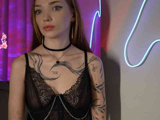 LinaVelle webcam