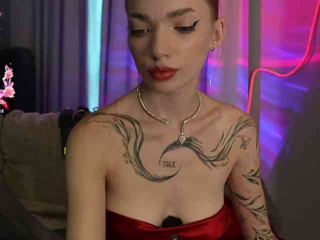 LinaVelle webcam