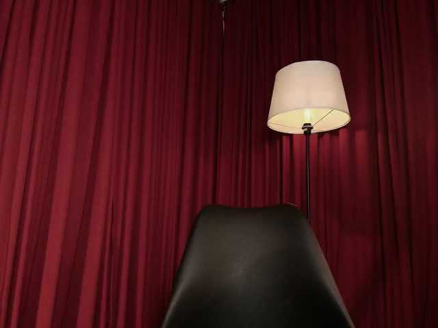 Alice-blaker live cam on BongaCams