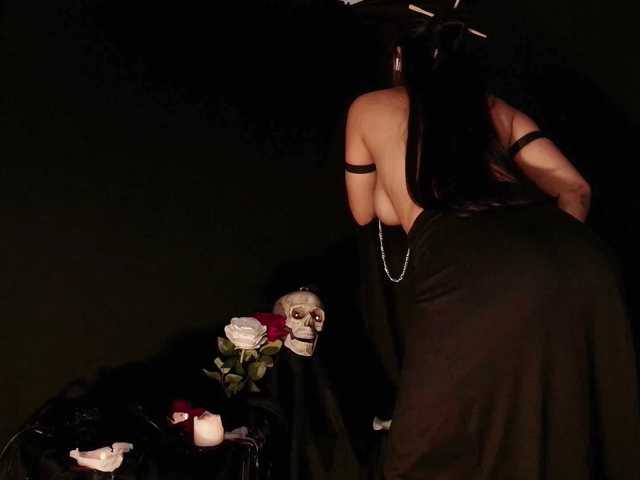 Alice-blaker live cam on BongaCams