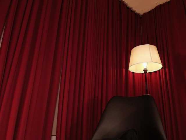 Alice-blaker live cam on BongaCams