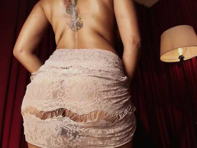 Alice-blaker live cam on BongaCams